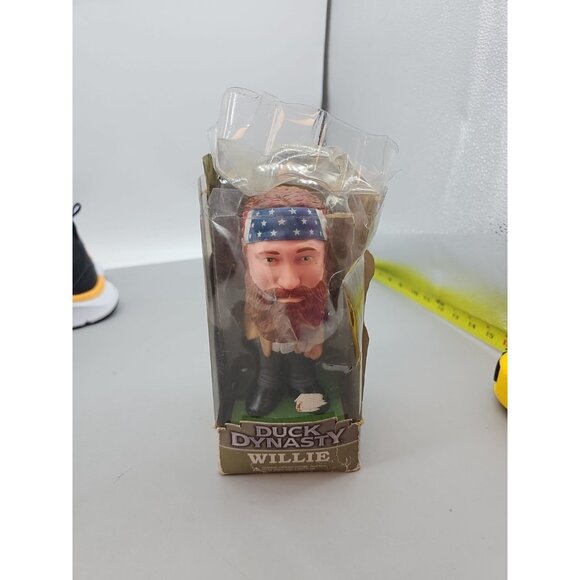 New Duck Dynasty Funko Wacky Wobbler Willie Robertson Bobble Head Box Damage - Picture 1 of 6